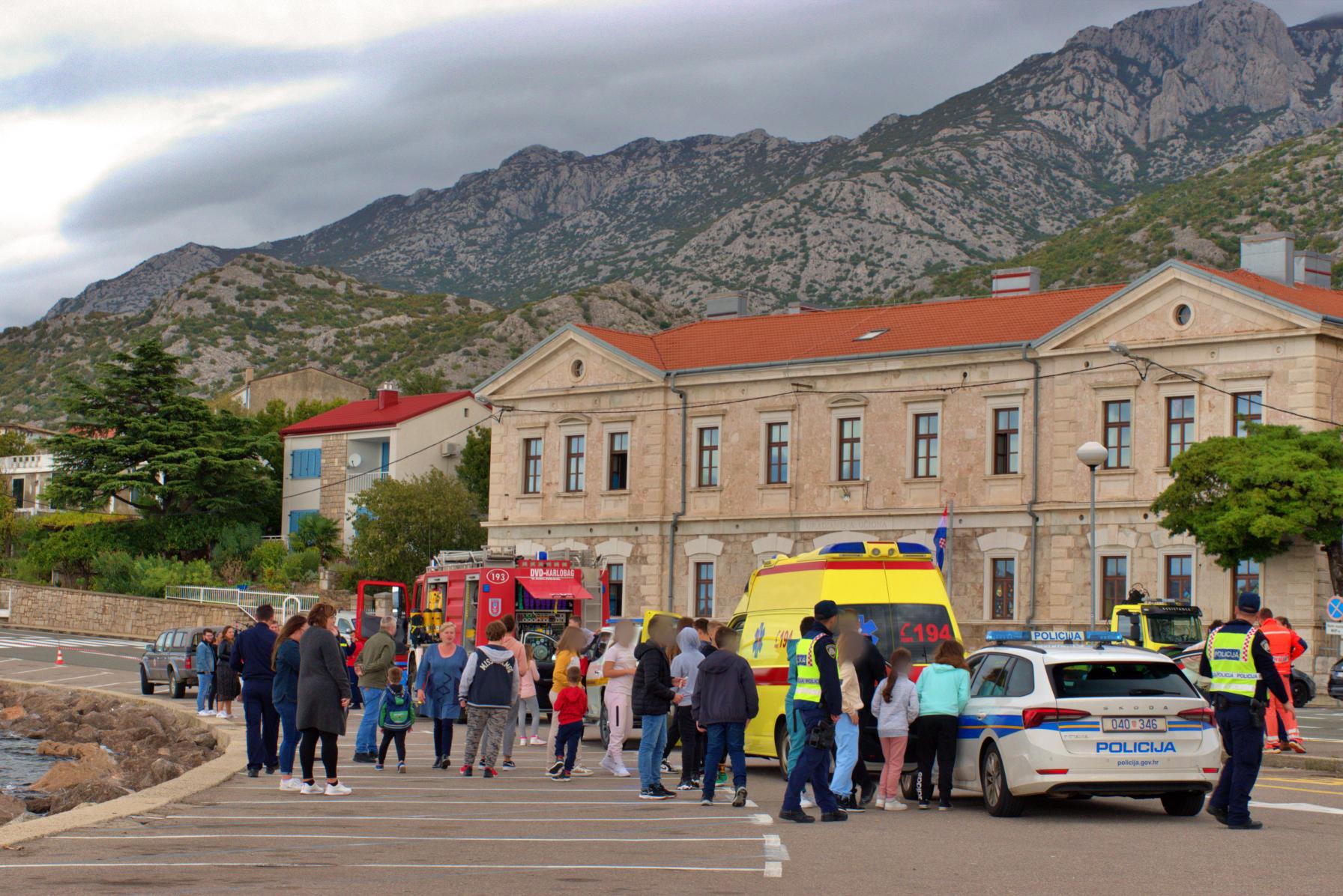 Održana edukativna manifestacija za djecu u Karlobagu: Civilna zaštita i sigurnost u zajednici