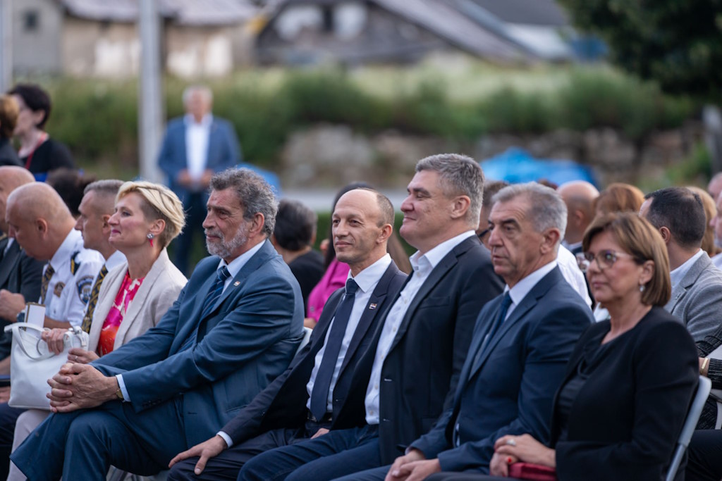 Svečana sjednica Gradskog vijeća u Gospiću povodom Dana grada okupila brojne visoke uzvanike i predstavila razvojne projekte